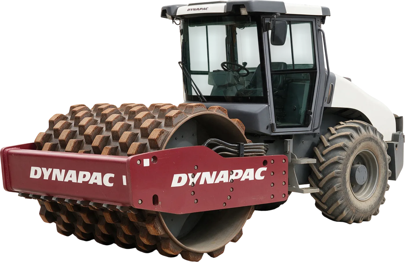 Rolo Compactador Pé de Carneiro Dynapac CA25PD